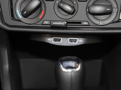 2020款 1.5L 自动舒适版