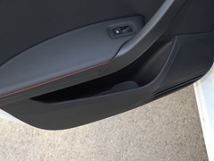 2020款 1.5L 自动舒适版