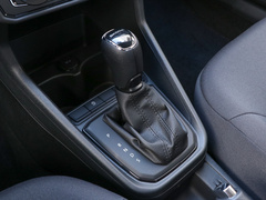 2020款 1.5L 自动标准版