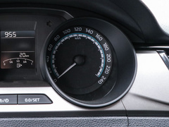 2020款 1.5L 手动标准版