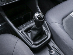 2020款 1.5L 手动标准版