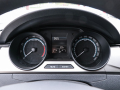 2020款 1.5L 手动标准版