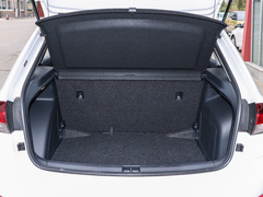 2020款 1.5L 手动标准版