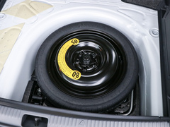 2020款 1.5L 手动标准版