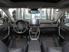 2020款 2.0L CVT两驱尊贵版