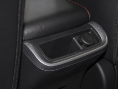 2020款 2.4T N2S手动两驱精英版国VI 4K22D4T