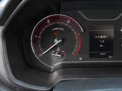 2020款 2.0T 柴油手动两驱高底盘先锋版小双排国VI