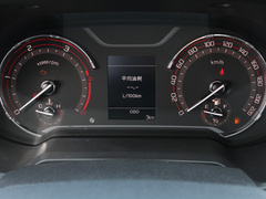 2020款 2.0T 柴油手动两驱高底盘先锋版小双排国VI