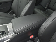 2022款  eDrive40
