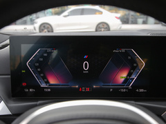 2022款  eDrive40