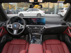 2022款  eDrive40