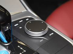 2022款  eDrive40