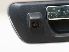 2020款 2.3T 自动两驱柴油豪华型国VI长货箱M9T