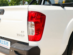 2020款 2.3T 自动两驱柴油豪华型国VI长货箱M9T