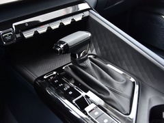 2020款 1.5T CVT智耀旗舰型
