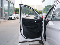 2020款 1.5L 手动标准型 国VI 