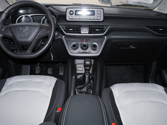 2020款 1.5L 手动标准型 国VI 