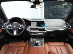 2020款 xDrive40i 尊享型M运动套装