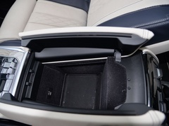 2020款 xDrive40i 行政型豪华套装