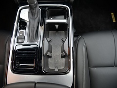 2020款 GS8S 390T 两驱尊贵版