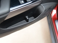 2020款 GS8S 390T 两驱尊贵版