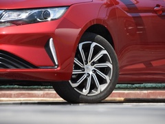 2020款 1.5T DCT尊贵型