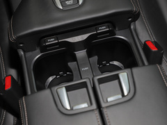 2020款 370TURBO 四驱尊享版