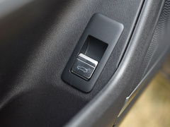 2020款 EV 超长续航版尊贵型
免税
