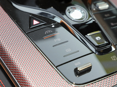 2020款 EV 超长续航版尊贵型
免税

