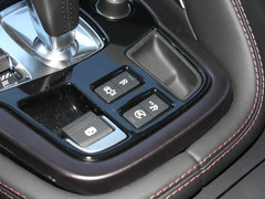 2020款 2.0T 赛旗版