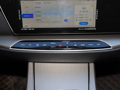 2020款 1.5T 人脸识别全自动泊车太空逍遥版