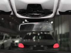 2021款 225i 四门轿跑车 M运动曜夜套装