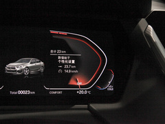 2021款 225i 四门轿跑车 M运动曜夜套装