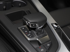 2020款 40 TFSI 豪华动感型