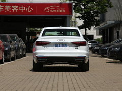 2020款 40 TFSI quattro 豪华动感型