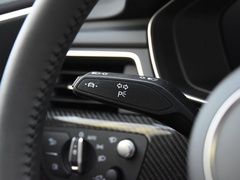 奥迪A4L 2020款 45 TFSI quattro 臻选致雅型