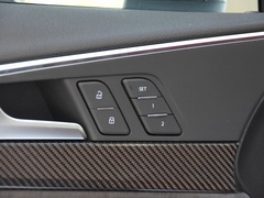 2020款 45 TFSI quattro 臻选致雅型