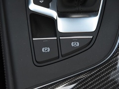 2020款 45 TFSI quattro 臻选致雅型