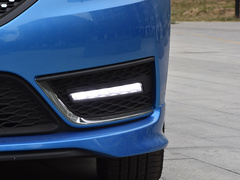 2020款 1.5T 手动运动版
