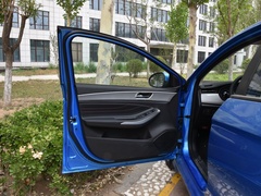 2020款 1.5T 手动运动版