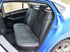 2020款 1.5T 手动运动版