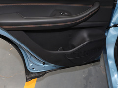 2020款 1.5L CVT尊贵版
