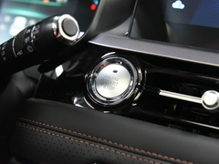 2020款 1.5L CVT尊贵版