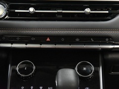 2020款 1.5L CVT尊贵版