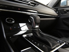 2020款 1.5L CVT尊贵版