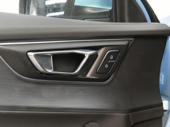 2020款 1.5L CVT尊贵版