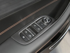 2020款 1.5L CVT尊贵版