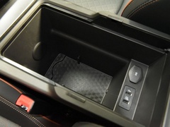 2020款 1.5L CVT尊贵版