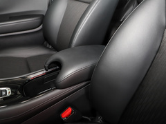 2020款 220 TURBO CVT豪华版