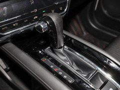 2020款 220 TURBO CVT豪华版